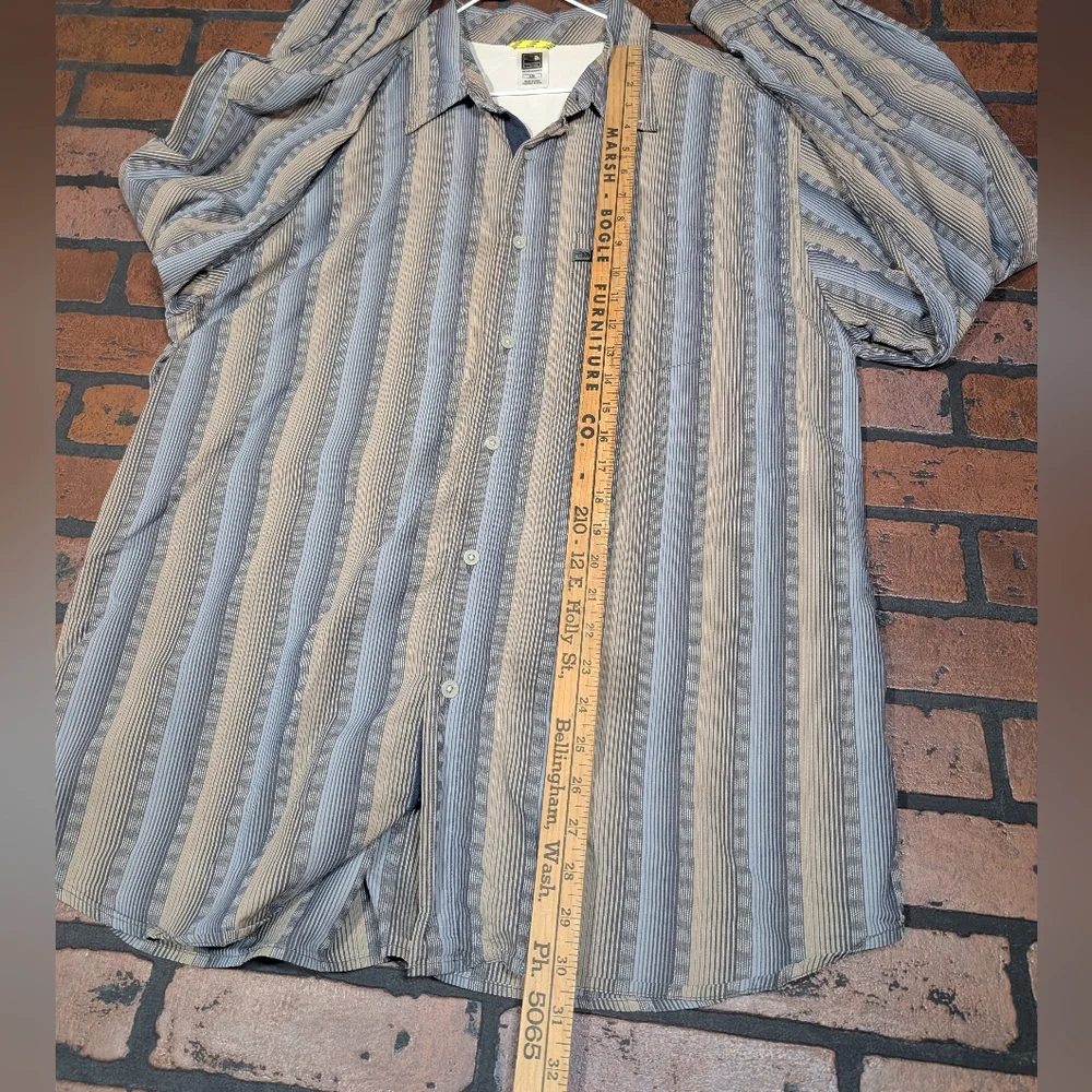 The North Face Men's L Striped Button-Up Vintage‎ Style